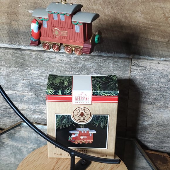 1991 Claus & Co R.R. Caboose - Handcrafted Hallmark Keepsake Ornament - Picture 7 of 7